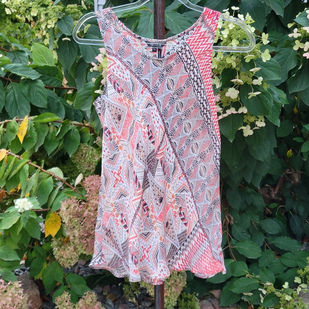 NIC & ZOE pink geometric print flowy tank size M